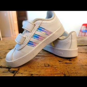 Adidas grand court toddler sneakers size 5